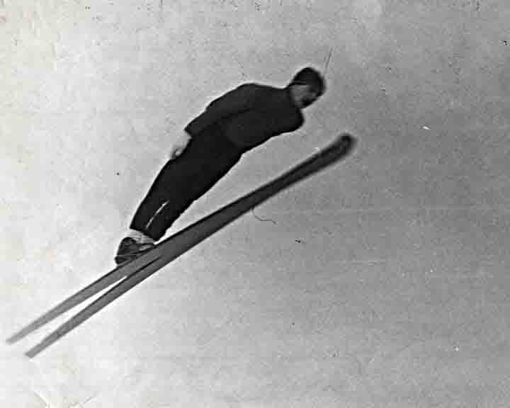 Первые прыжки с трамплина на лыжах